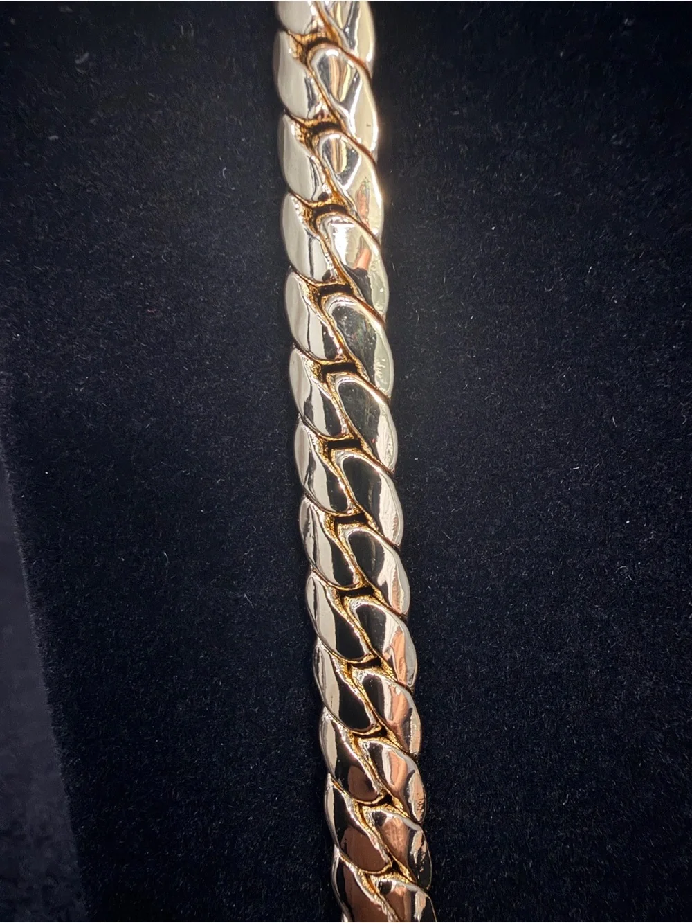 Miami Cuban 24in 9MM 14K Gold Filled Lobster Clasp Necklace. BRAND NEW.